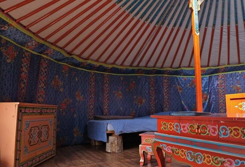 ホテル Verdon Yourtes Camping à La Ferme