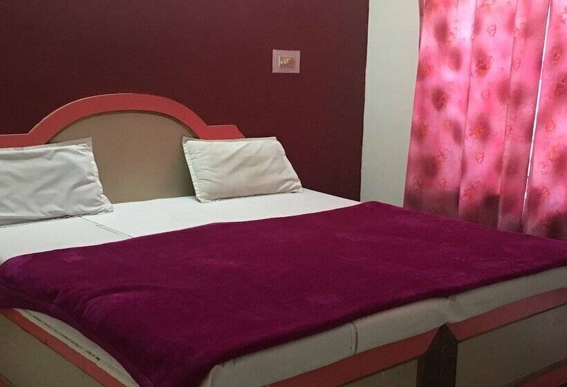 בית מלון כפרי White House