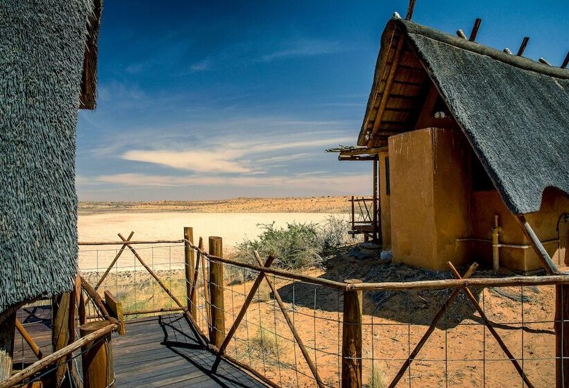 בית מלון כפרי Xaus Lodge