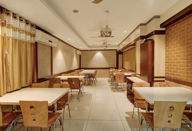 Motel Gajraj Continental By Oyo Rooms