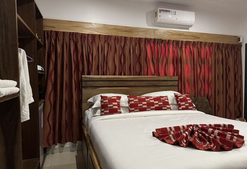 پانسیون Accruase Paradise