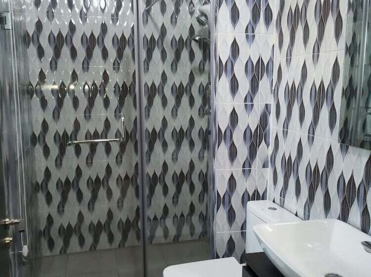 پانسیون Accruase Paradise