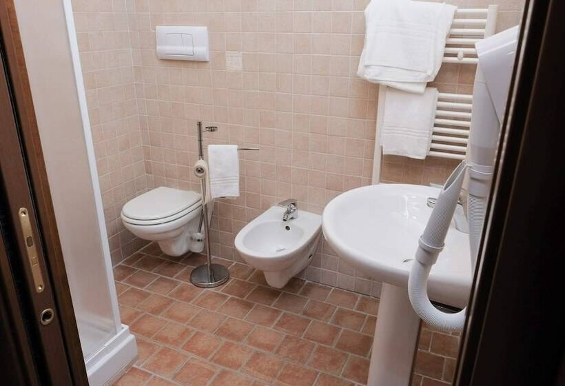 بنسيون Affittacamere Casapaterra