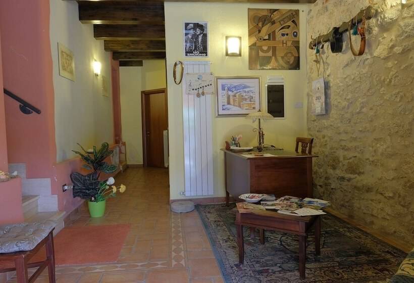 بنسيون Affittacamere Casapaterra