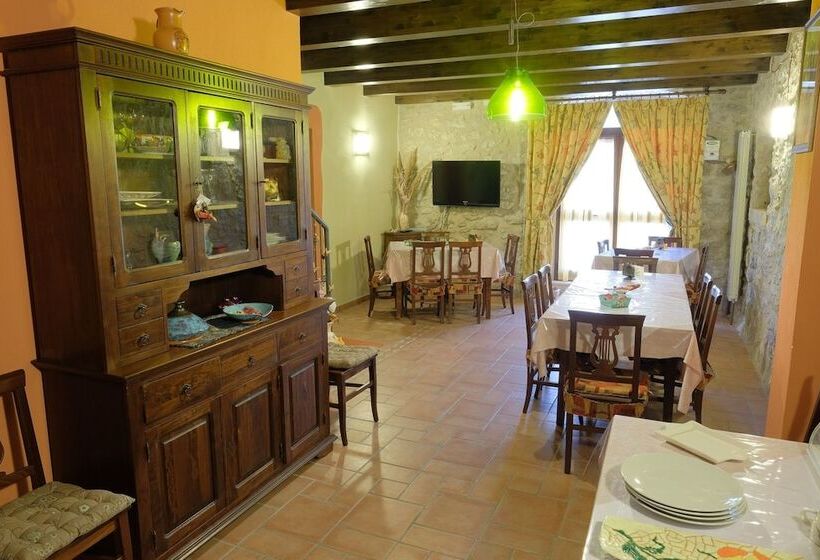 بنسيون Affittacamere Casapaterra