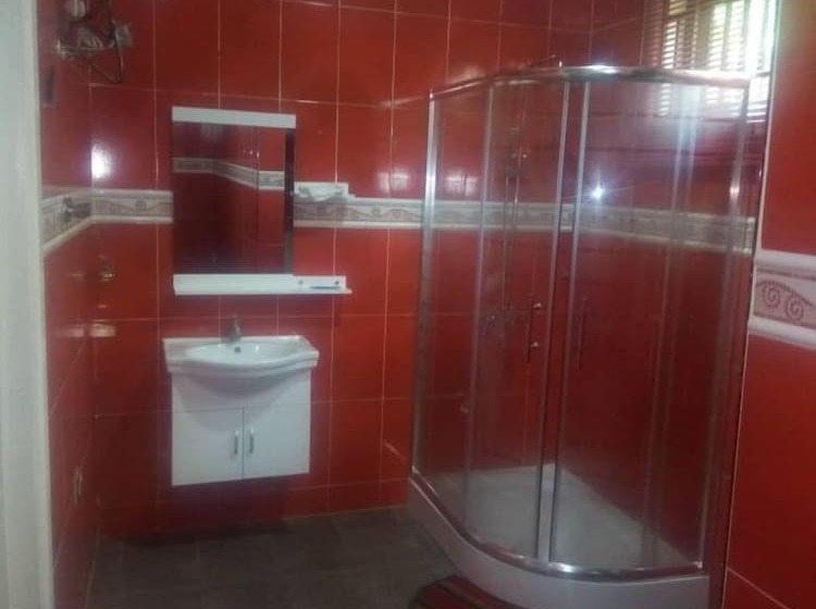 پانسیون Ama Serwaa Lodge