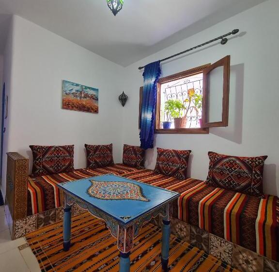 پانسیون Casa Blue Star