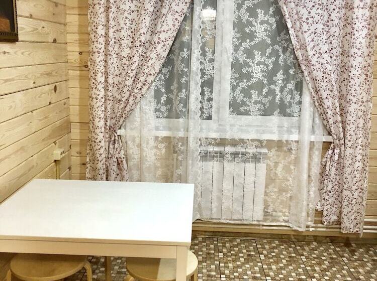 ペンション Comfort House