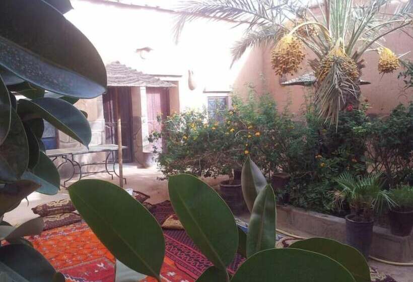 بنسيون Dar Ait Hmid Zagora