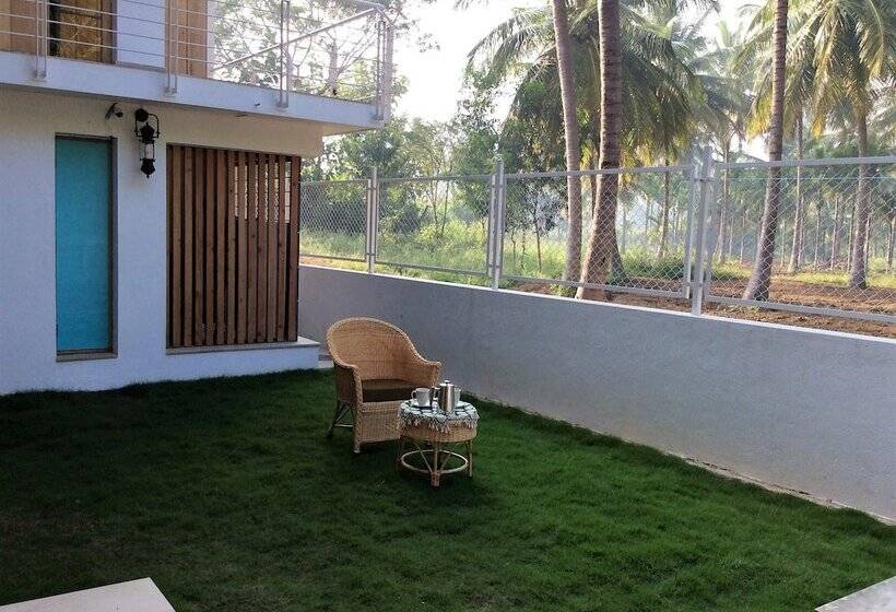 פנסיון Davey S Town House