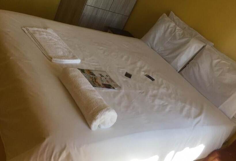 ペンション Elson Lodge