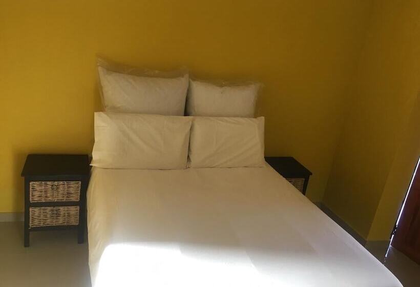 ペンション Elson Lodge