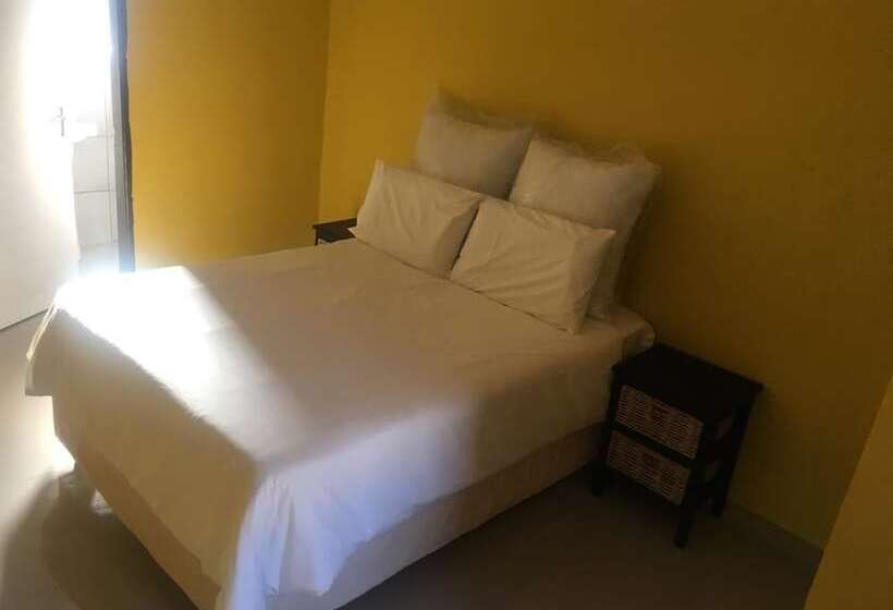 ペンション Elson Lodge