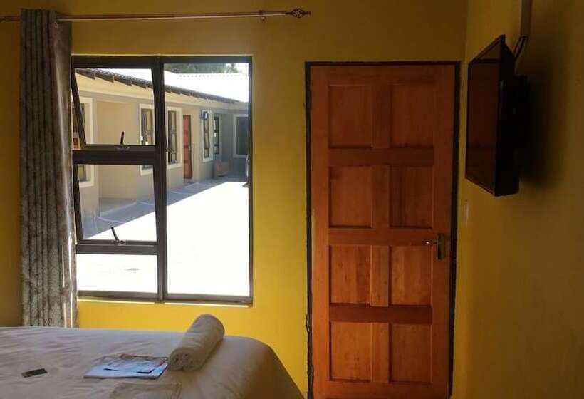 ペンション Elson Lodge