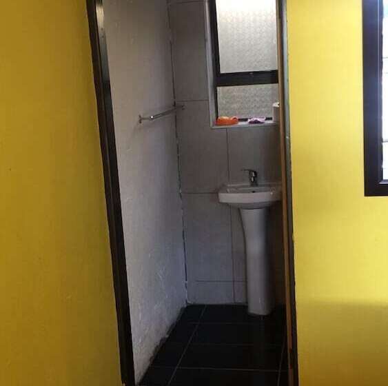 ペンション Elson Lodge