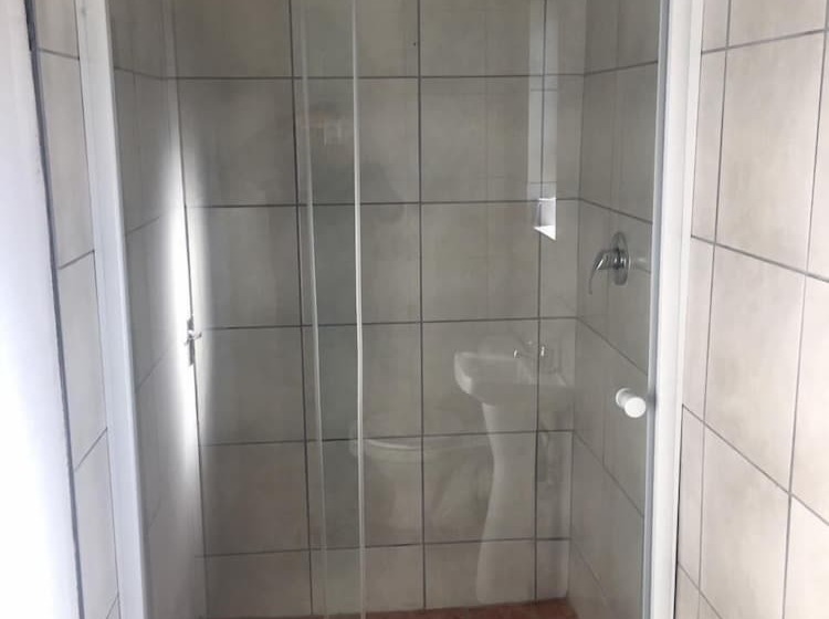 ペンション Elson Lodge