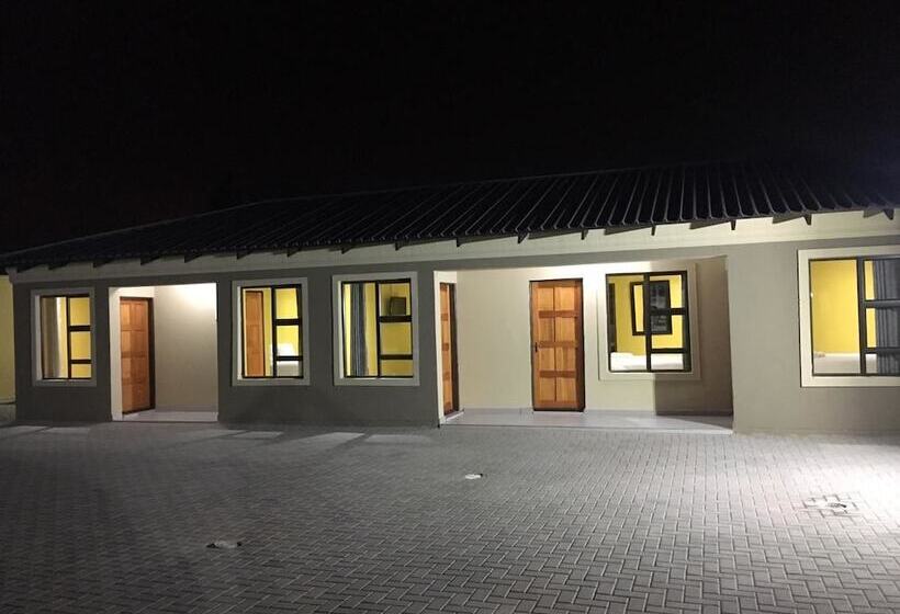 ペンション Elson Lodge