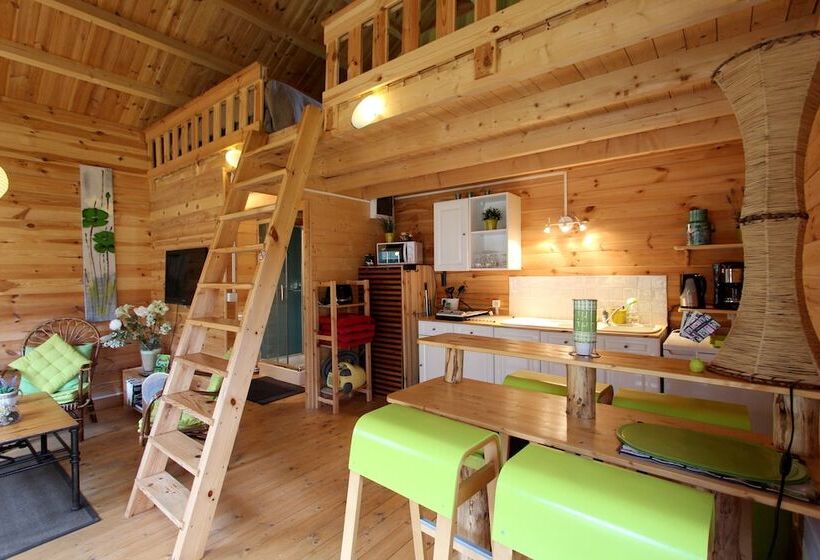 ペンション Chalet Chataigne Etapeboisee