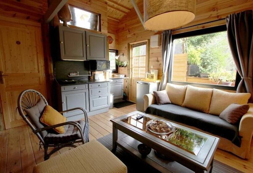 ペンション Chalet Chataigne Etapeboisee