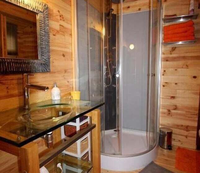 ペンション Chalet Chataigne Etapeboisee