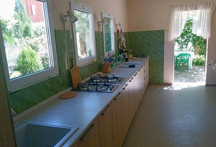 پانسیون Guest House Yuzhniy