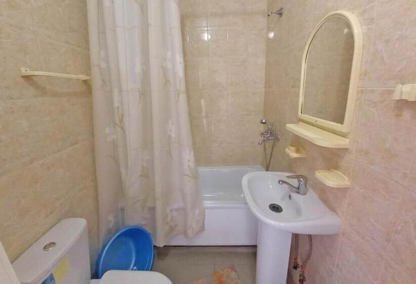 پانسیون Guest House Yuzhniy