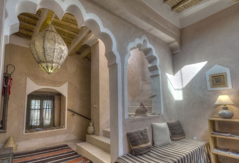 پانسیون Kasbah Agoulzi