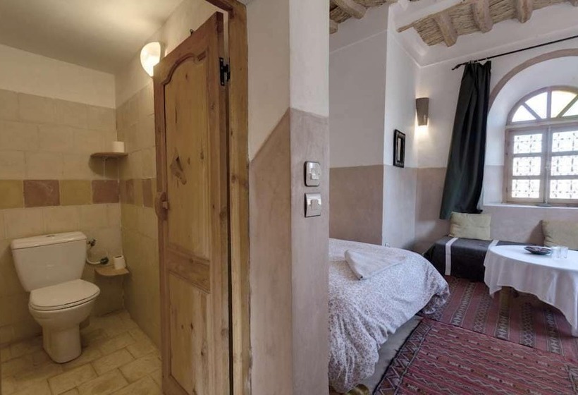 پانسیون Kasbah Agoulzi