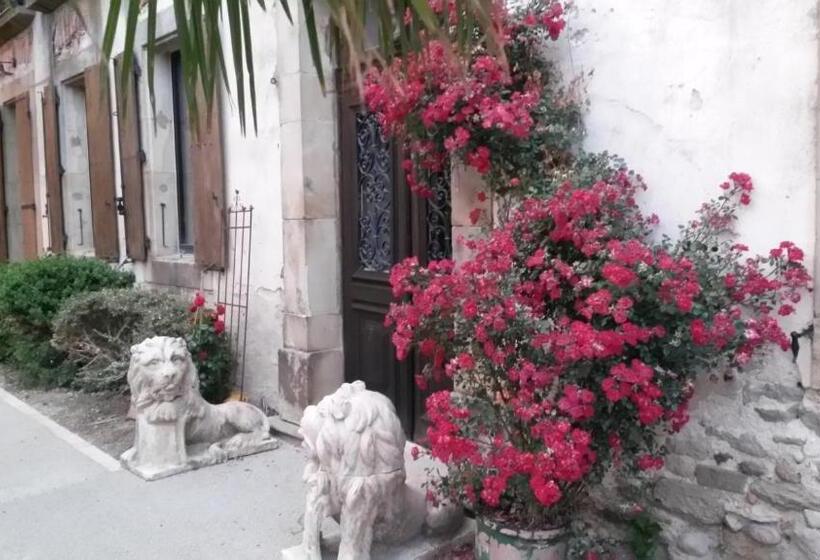 ペンション La Grande Maison