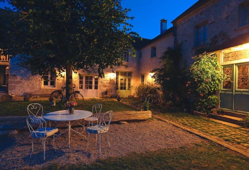 بنسيون La Petite Ferme