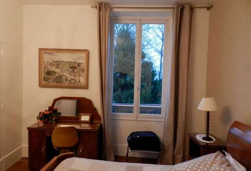 بنسيون Le Manoir Du Pont Cagé