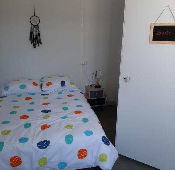 بنسيون Les 3 Cailloux Bar Restaurant