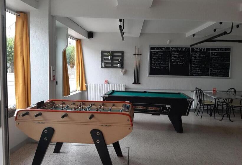 بنسيون Les 3 Cailloux Bar Restaurant