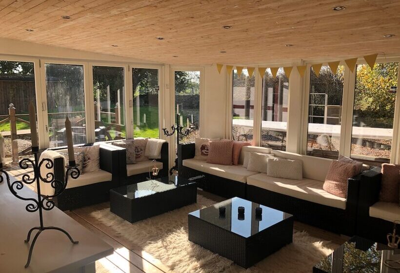 膳宿费 Lugna Gården Spa & Konferens