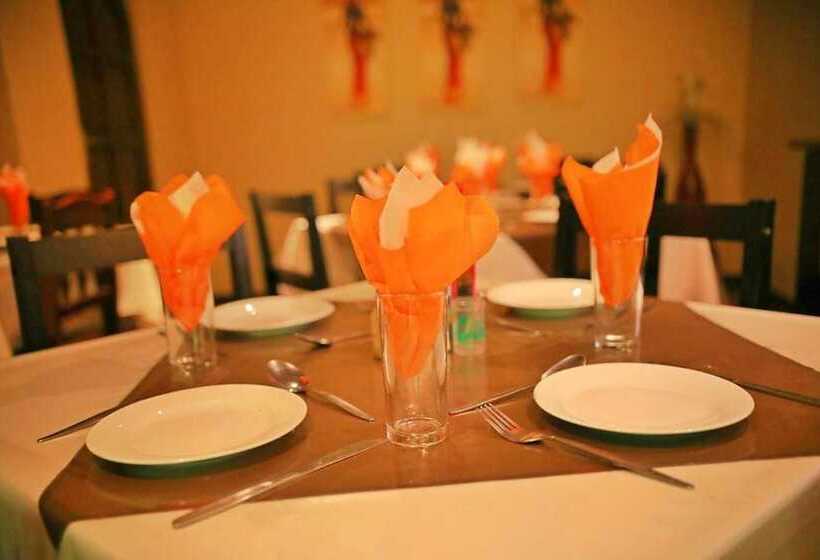 פנסיון Mmakosha Lodge