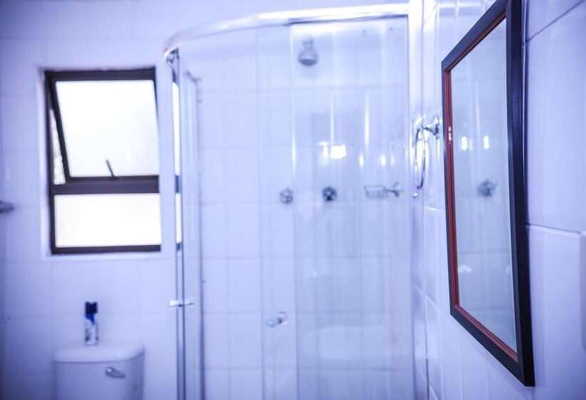 פנסיון Mmakosha Lodge