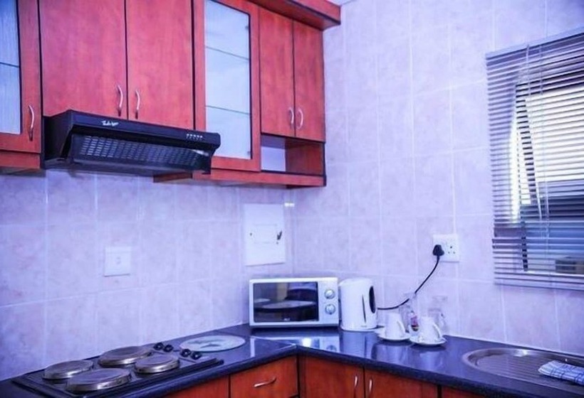 פנסיון Mmakosha Lodge