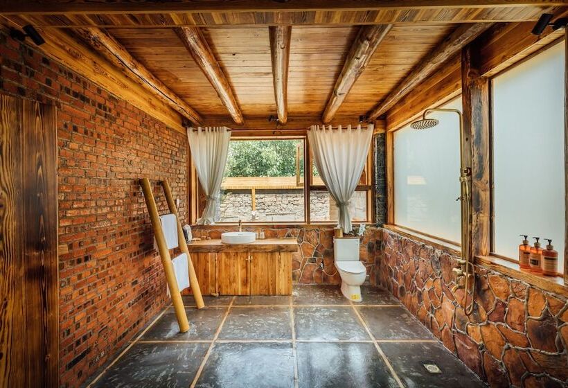 פנסיון No. 5 Valley Hebi