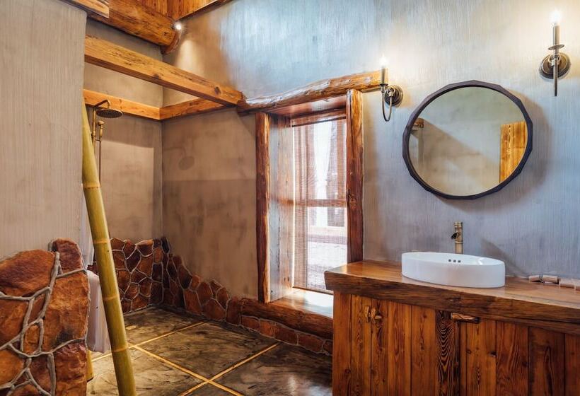 פנסיון No. 5 Valley Hebi