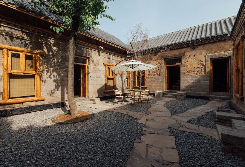 פנסיון No. 5 Valley Hebi