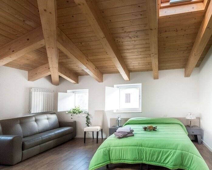 פנסיון Ostello Vallepietra