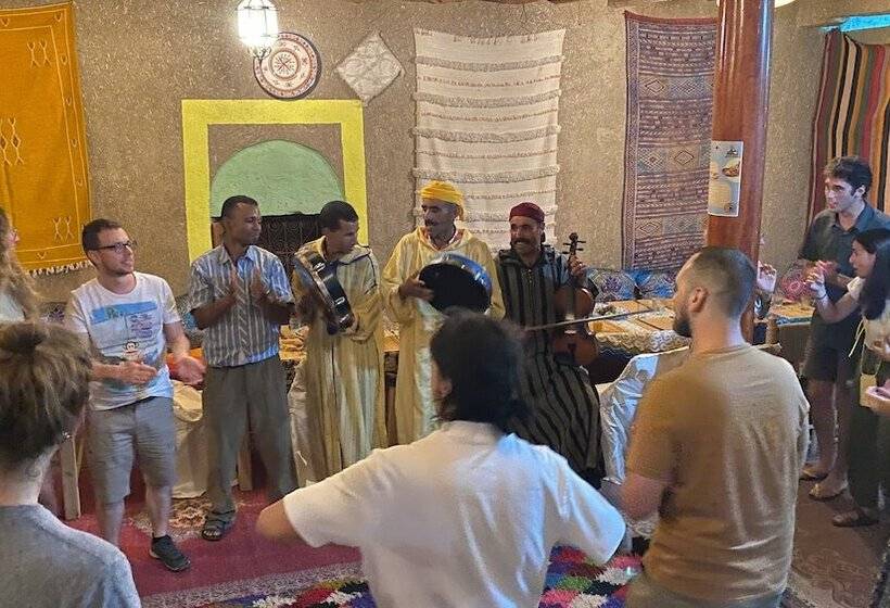بنسيون Palacio Zaouit Sidi Hamza