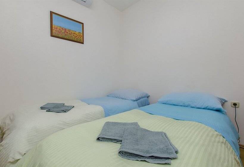 بنسيون Rooms Marijana