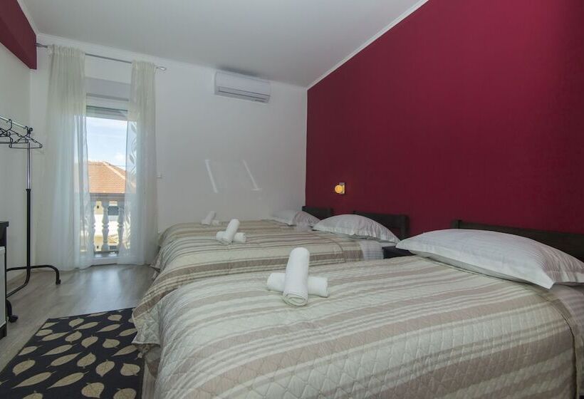 بنسيون Rooms Marijana