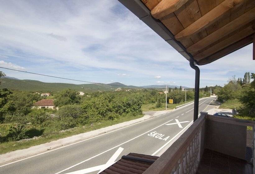 بنسيون Rooms Marijana