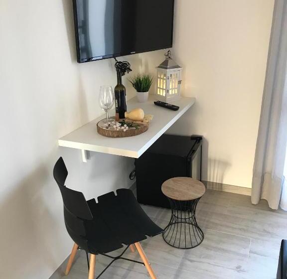 פנסיון Royal Suite