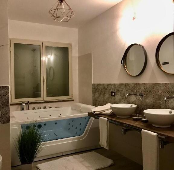 פנסיון Royal Suite