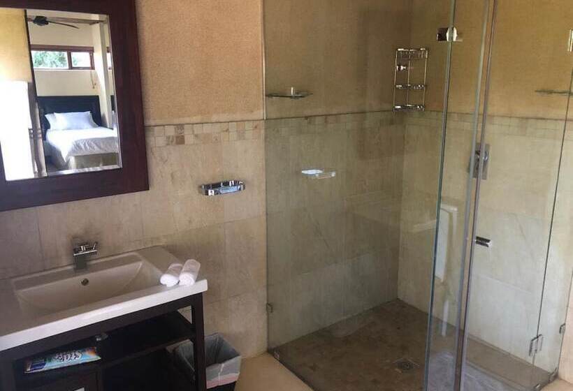 بنسيون Sibani Hills