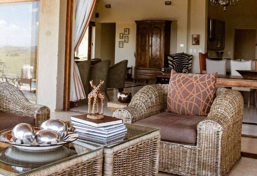 بنسيون Sibani Hills