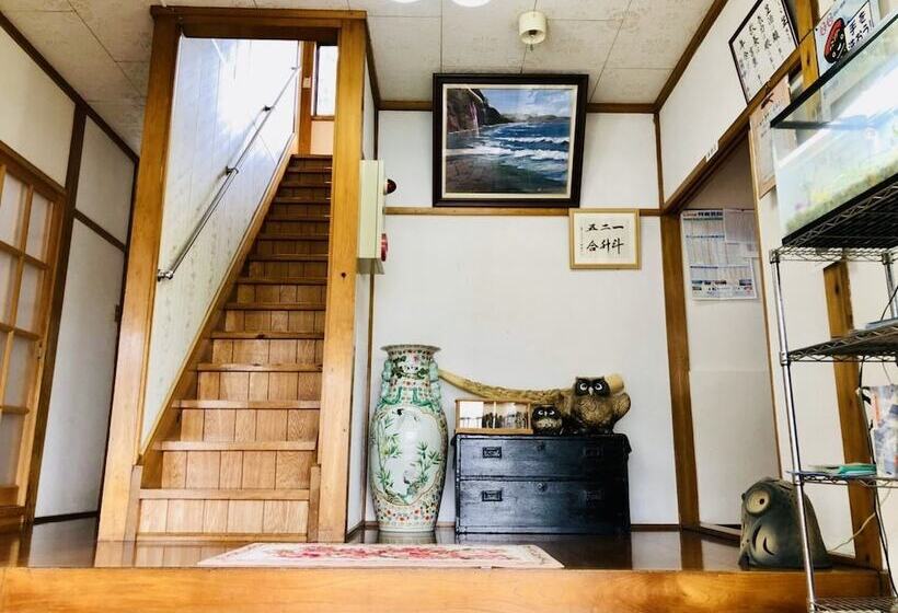 بنسيون Takamasu Minshuku